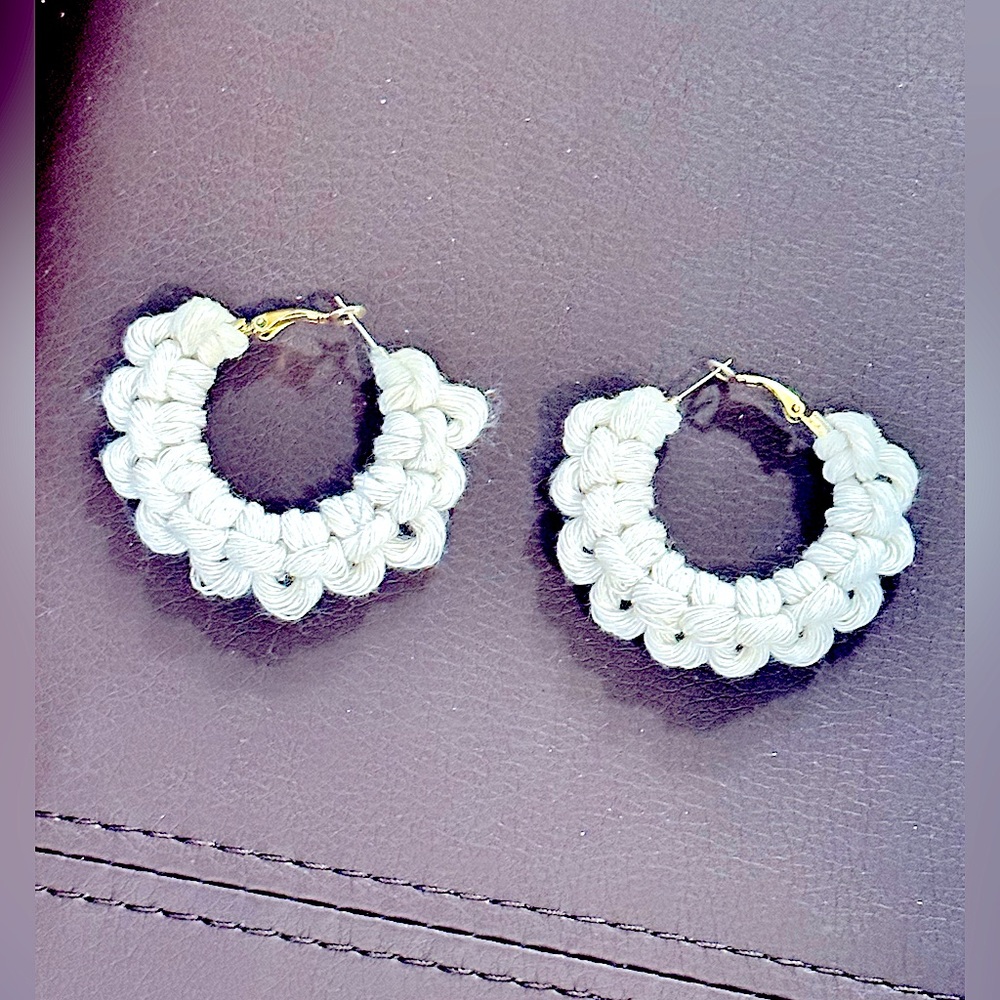 NEW: SOUL Embellishment’s Handcrafted FANCY HÖÖPS
FLOWERY*〰️*WOVEN HOOP EARRINGS